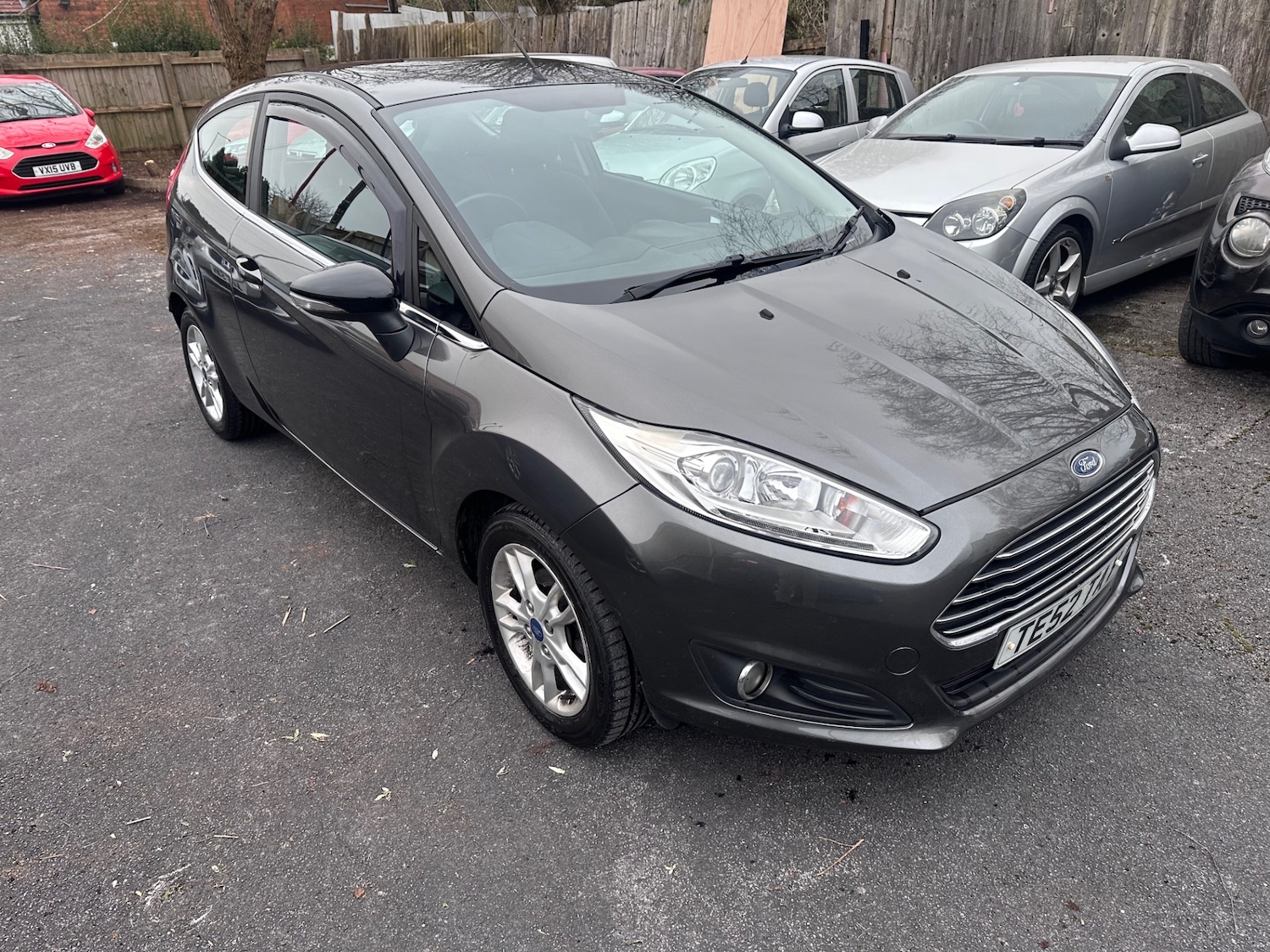 Used Ford Fiesta 2015 for sale - 77809241: Photo 2