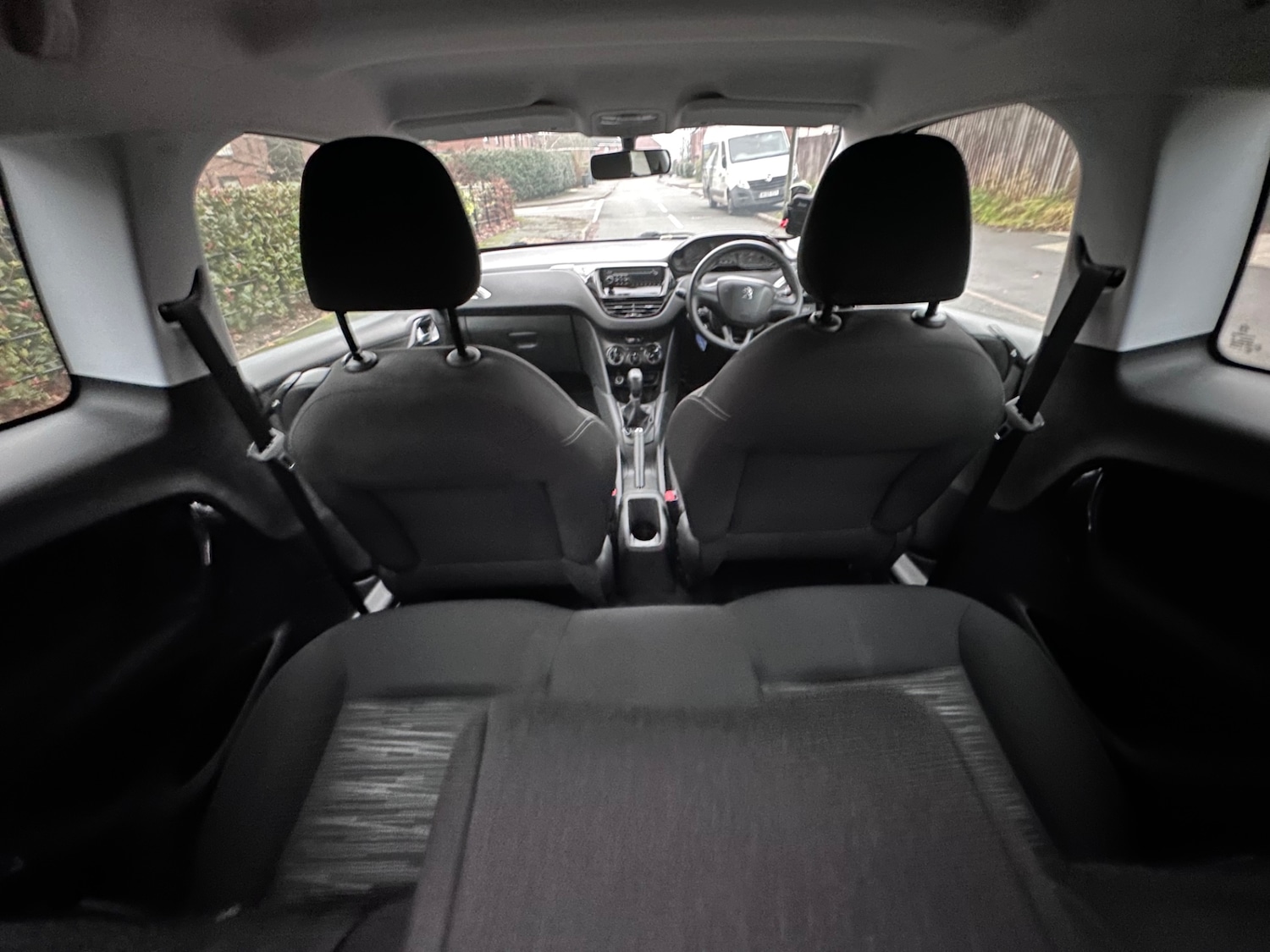 Used Peugeot 208 2014 for sale - 77025634: Photo 10