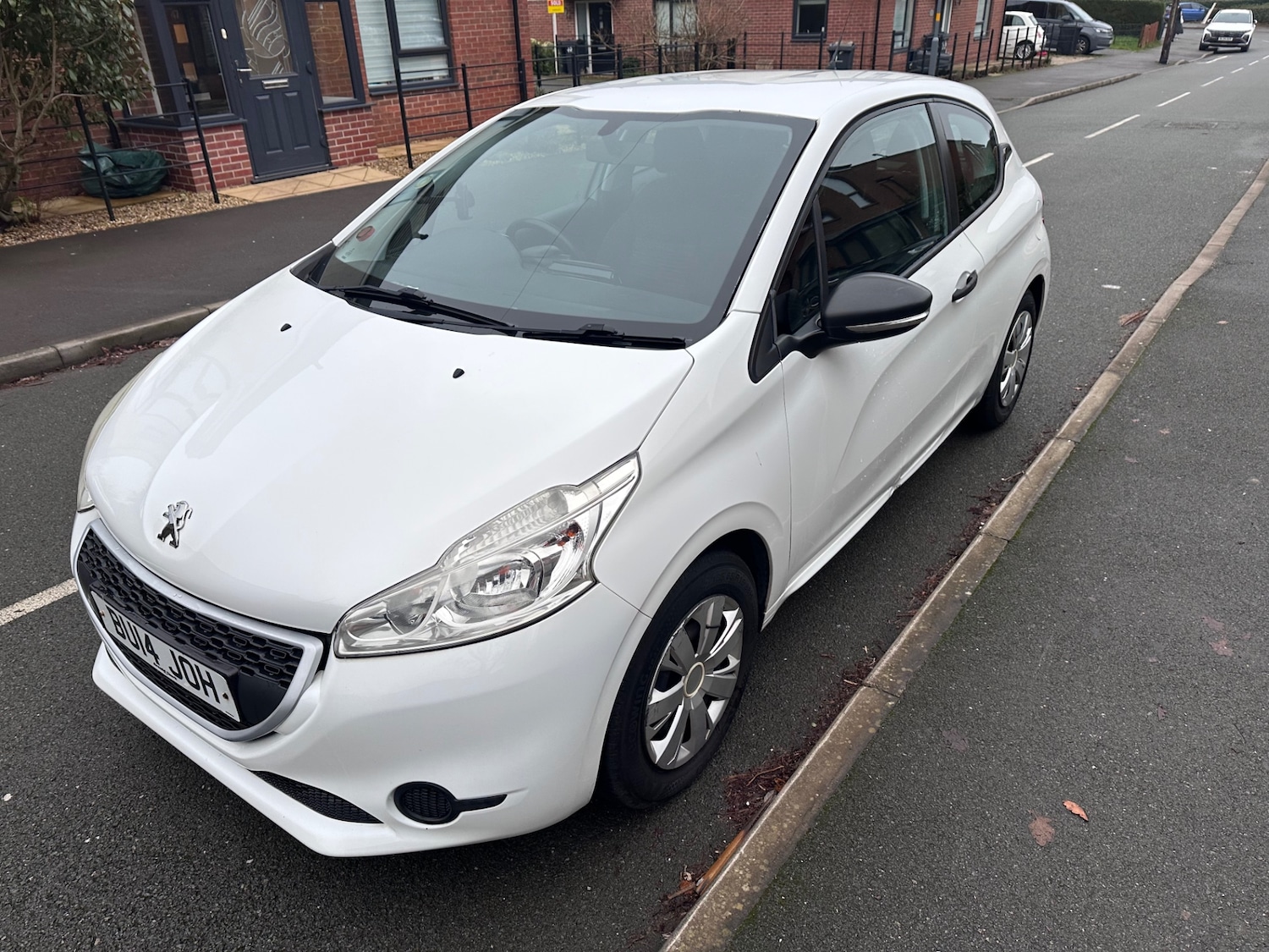 Used Peugeot 208 2014 for sale - 77025634: Photo 15