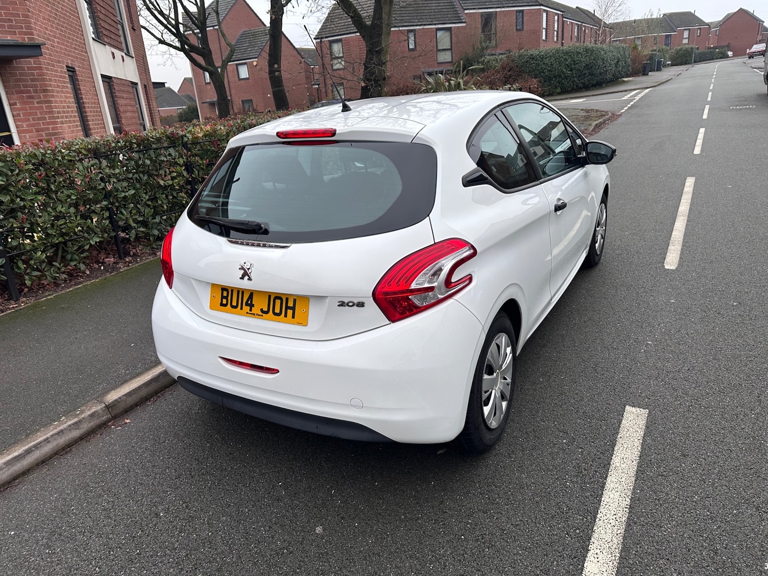 Used Peugeot 208 2014 for sale - 77025634: Photo 5