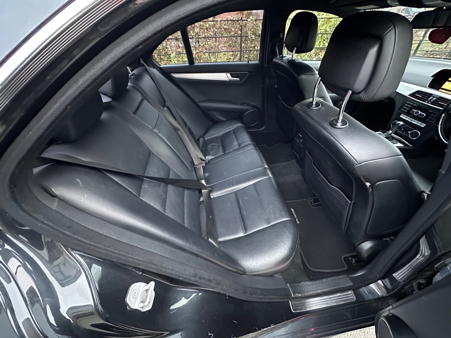 Used Mercedes-Benz C Class 2011 for sale - 77739241: Photo 8