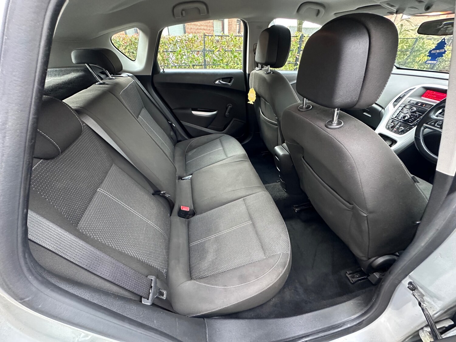 Used Vauxhall Astra 2010 for sale - 77522308: Photo 11