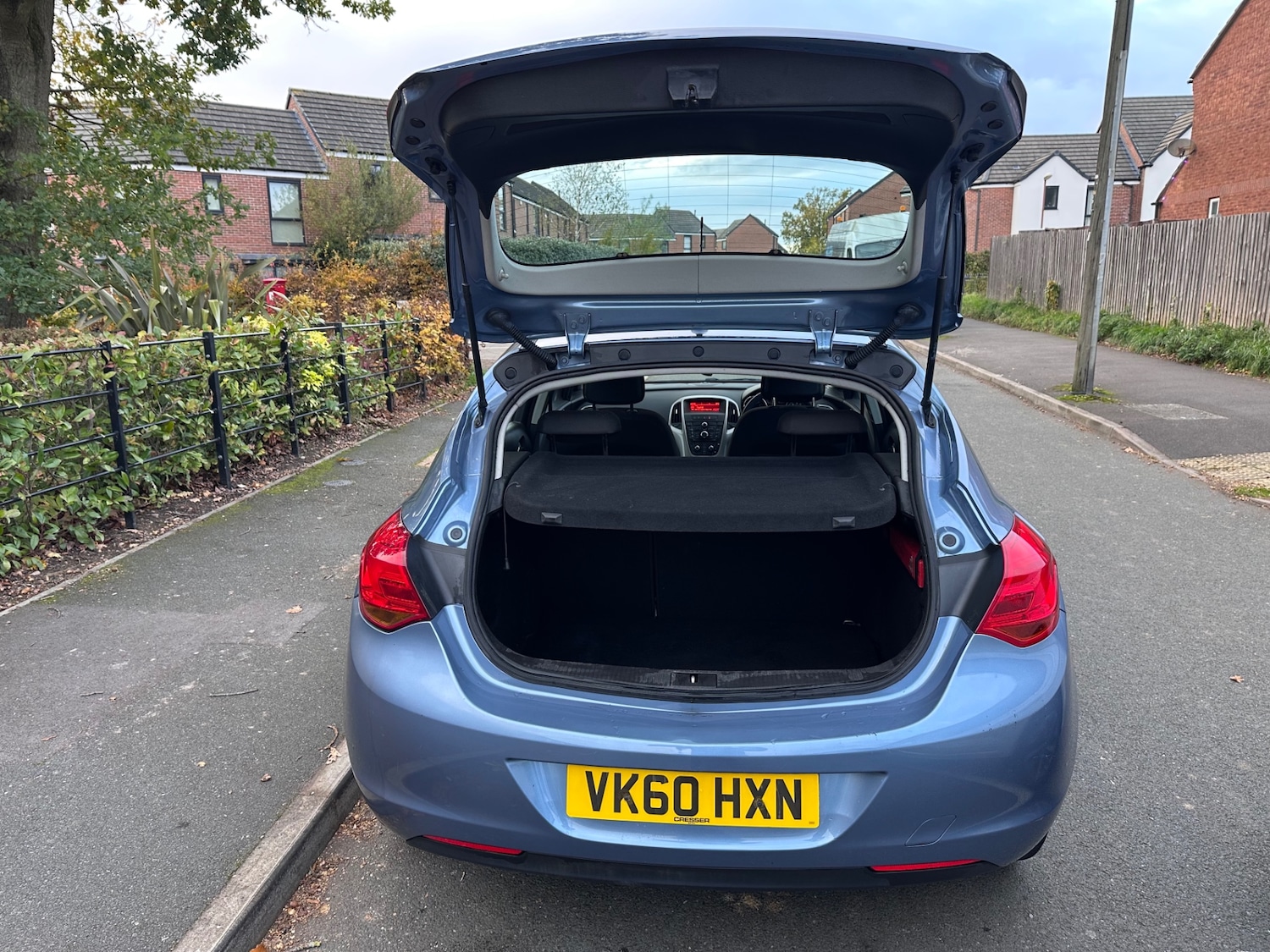 Used Vauxhall Astra 2010 for sale - 76385655: Photo 12