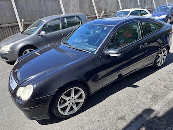 Used Mercedes-Benz C Class 2004 for sale - 78833338: Photo