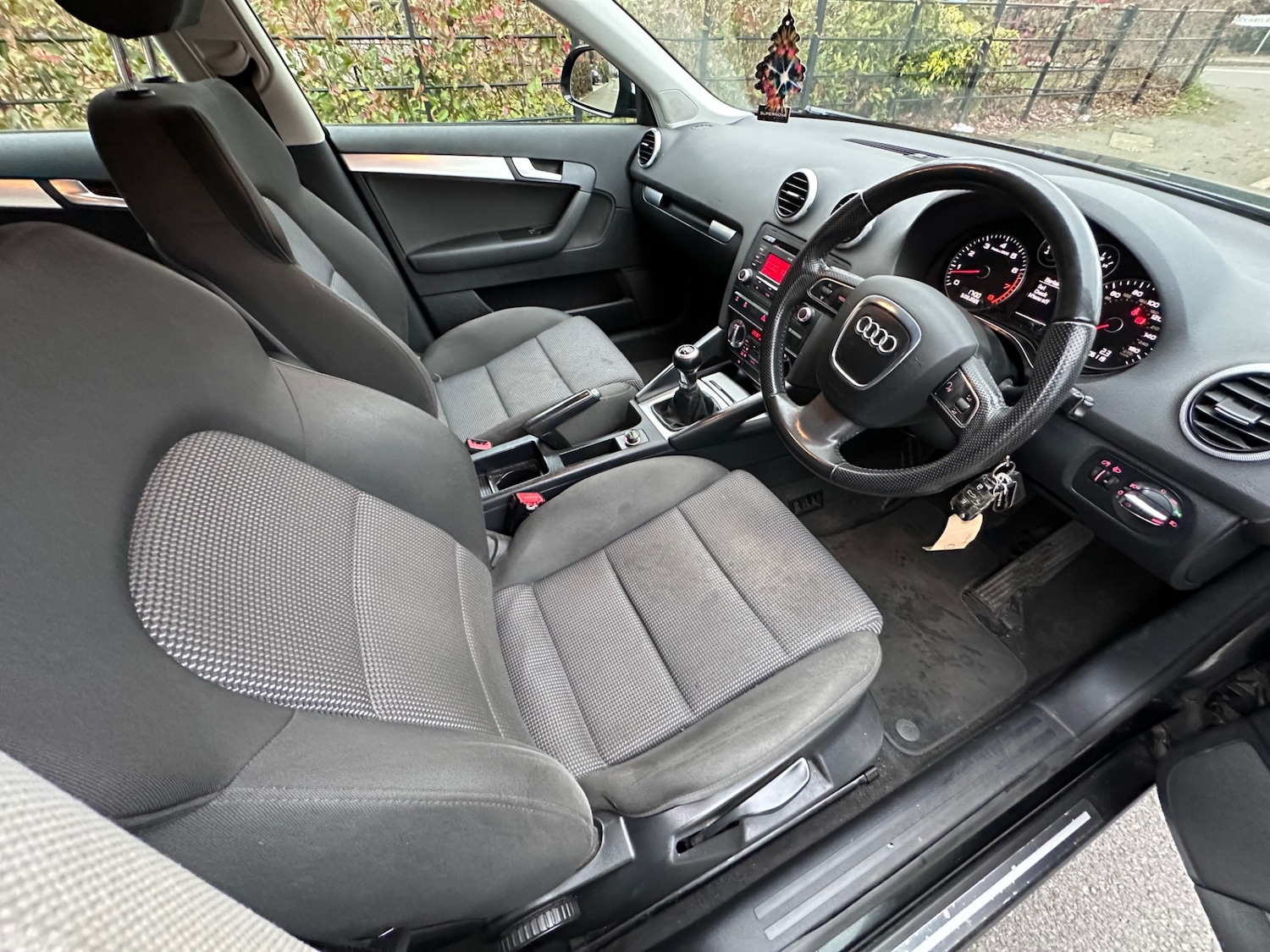 Used Audi A3 2010 for sale - 77739237: Photo 15