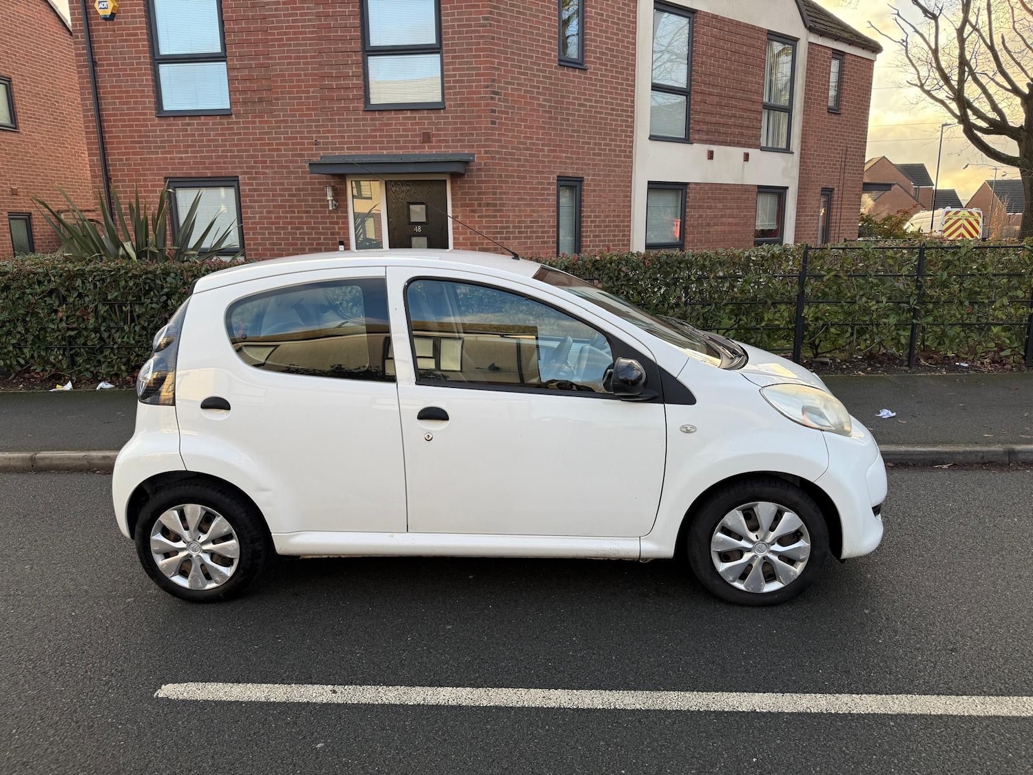 Used Citroen C1 2010 for sale - 77228541: Photo 2