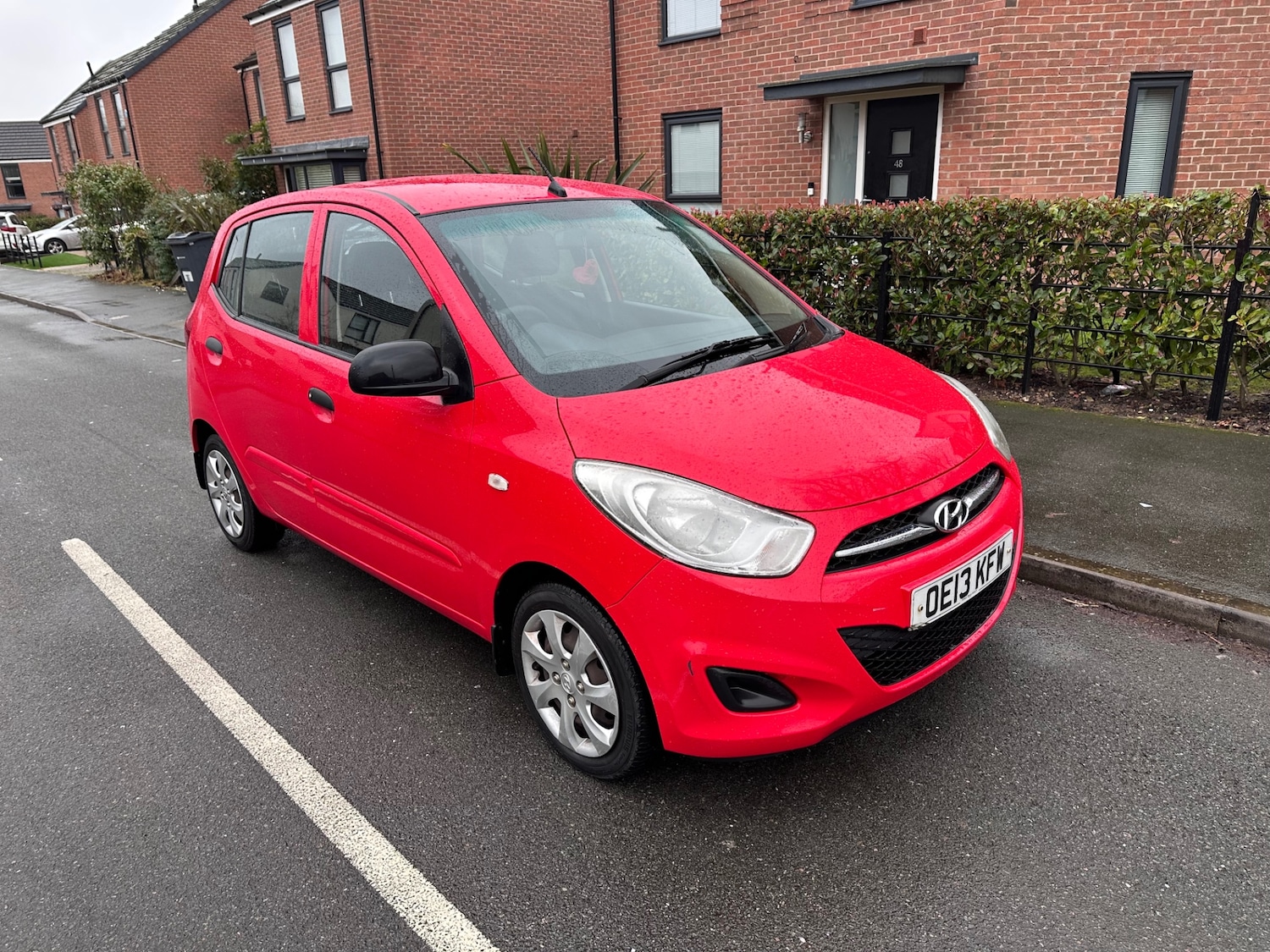 Used Hyundai i10 2013 for sale - 77298594: Photo 2