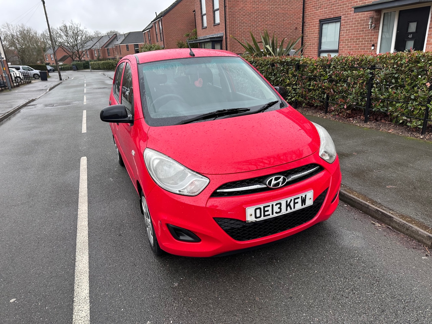 Used Hyundai i10 2013 for sale - 77298594: Photo 3