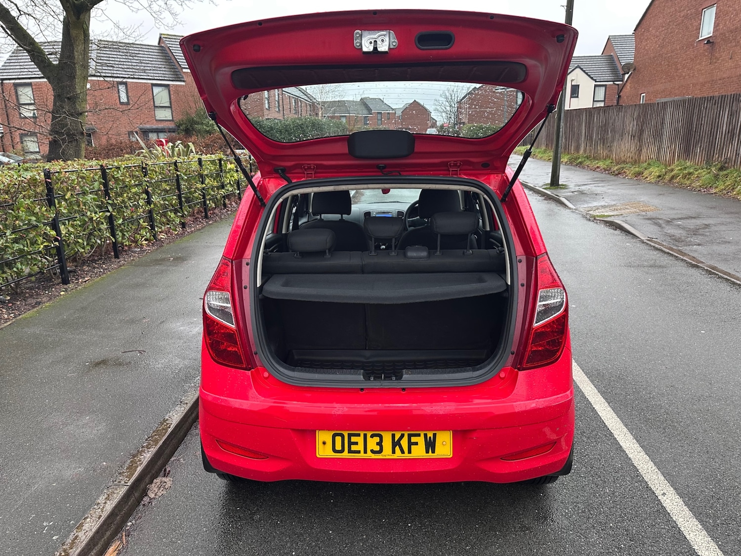 Used Hyundai i10 2013 for sale - 77298594: Photo 5