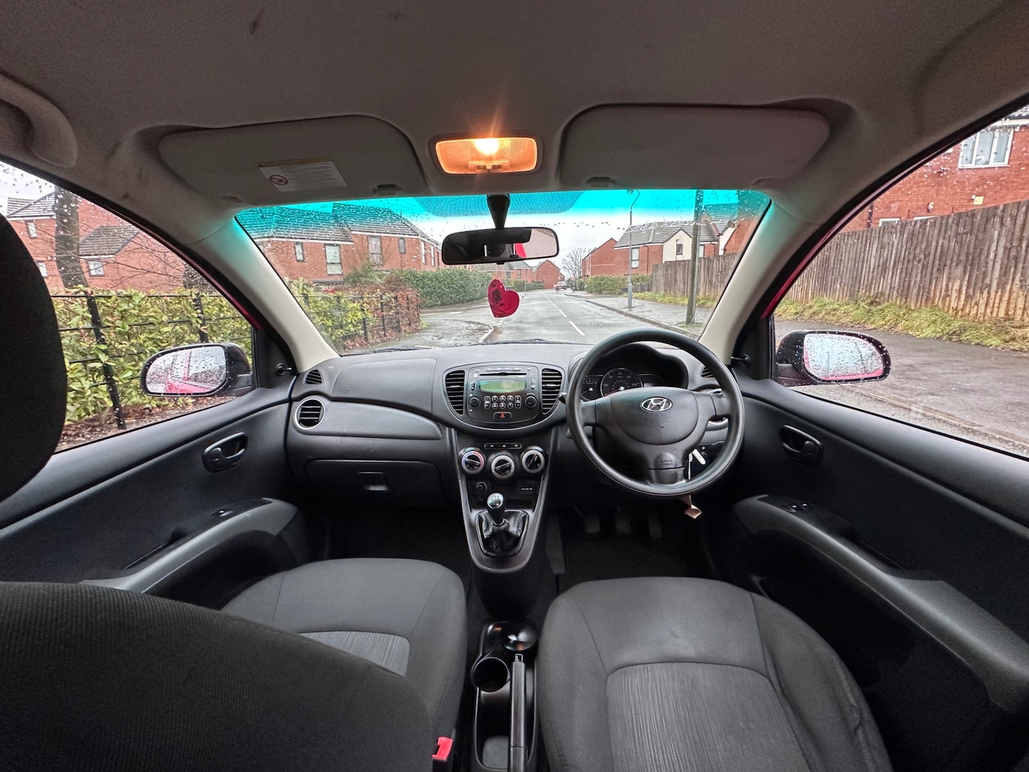 Used Hyundai i10 2013 for sale - 77298594: Photo 7