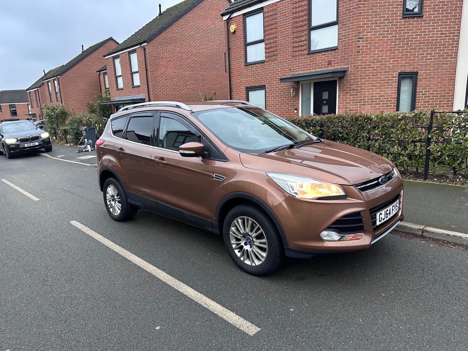 Used Ford Kuga 2014 for sale - 77370897: Photo 2