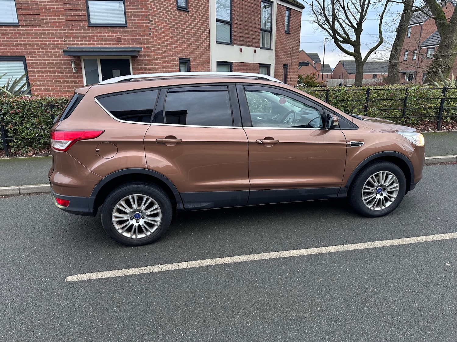 Used Ford Kuga 2014 for sale - 77370897: Photo 3