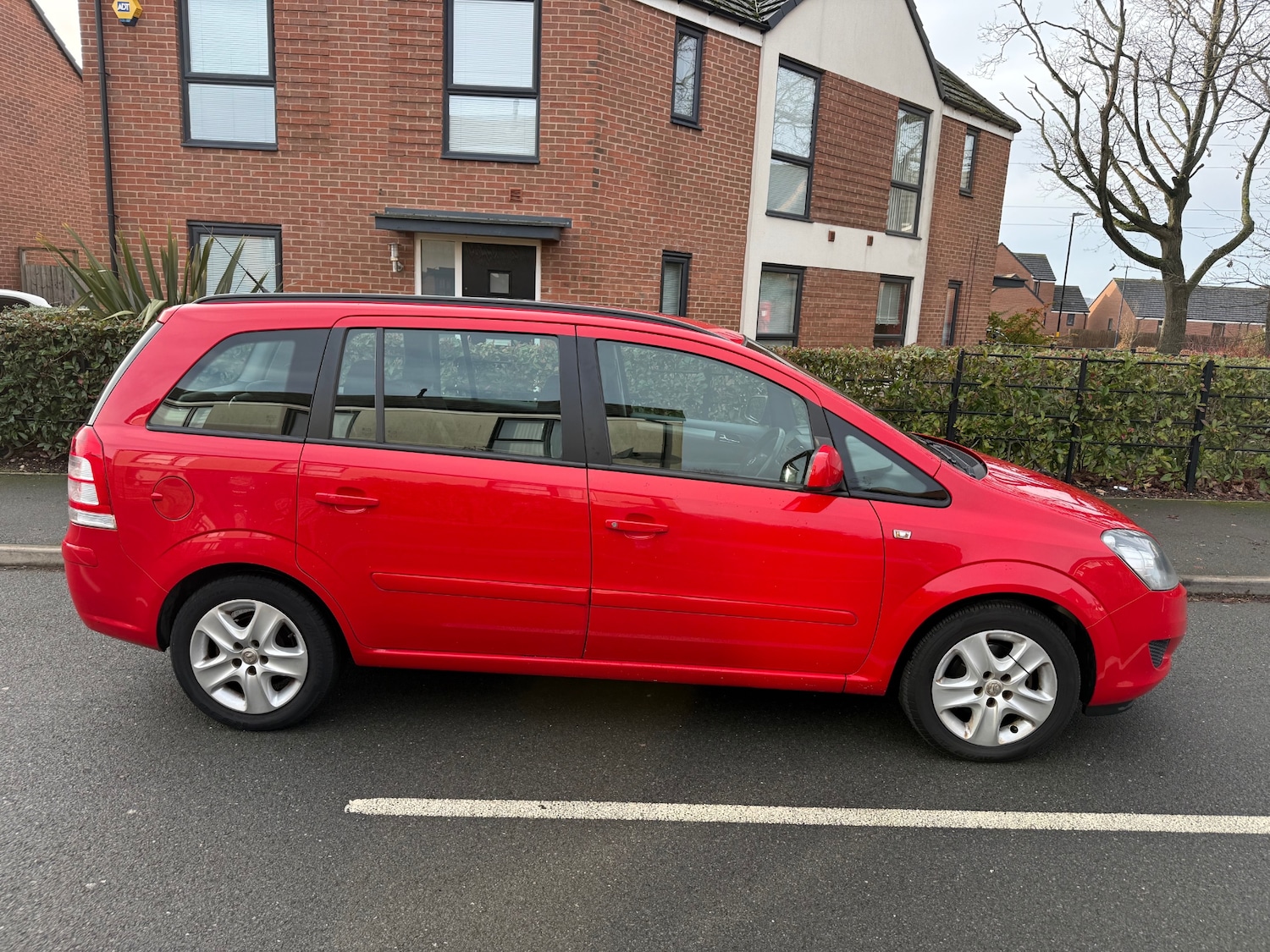 Used Vauxhall Zafira 2014 for sale - 77203999: Photo 2
