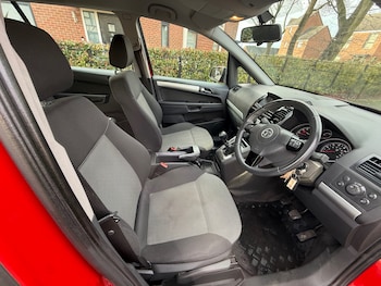 Used Vauxhall Zafira 2014 for sale - 77203999: Photo