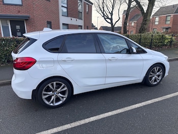 Used BMW 2 Series 2015 for sale - 77382011: Photo