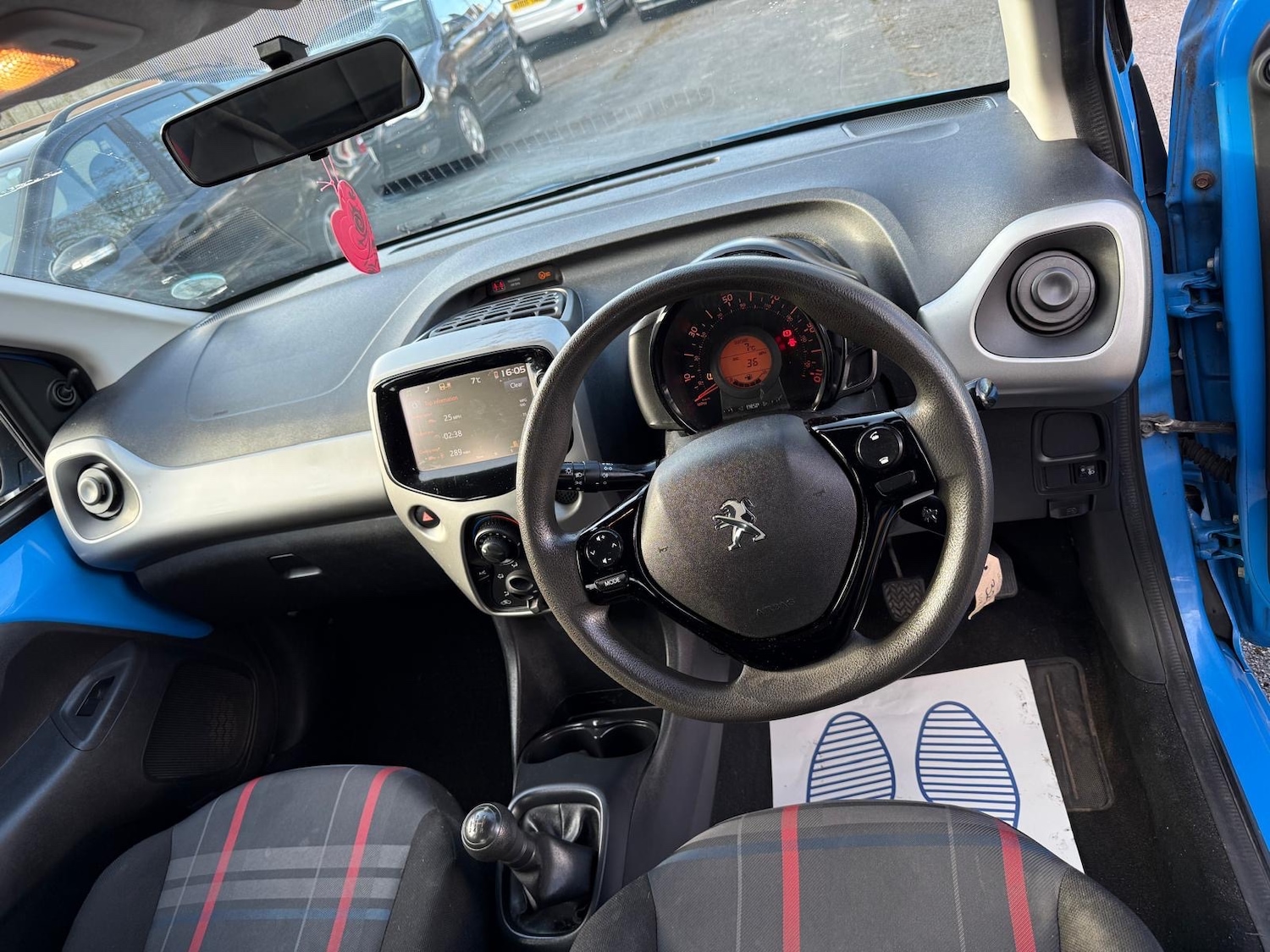 Used Peugeot 108 2015 for sale - 77979921: Photo 11