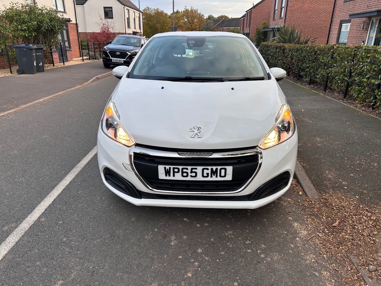 Used Peugeot 208 2015 for sale - 76384943: Photo 8