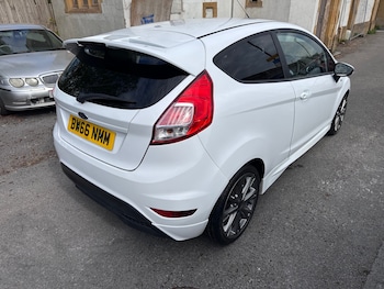 Used Ford Fiesta 2016 for sale - 78470825: Photo