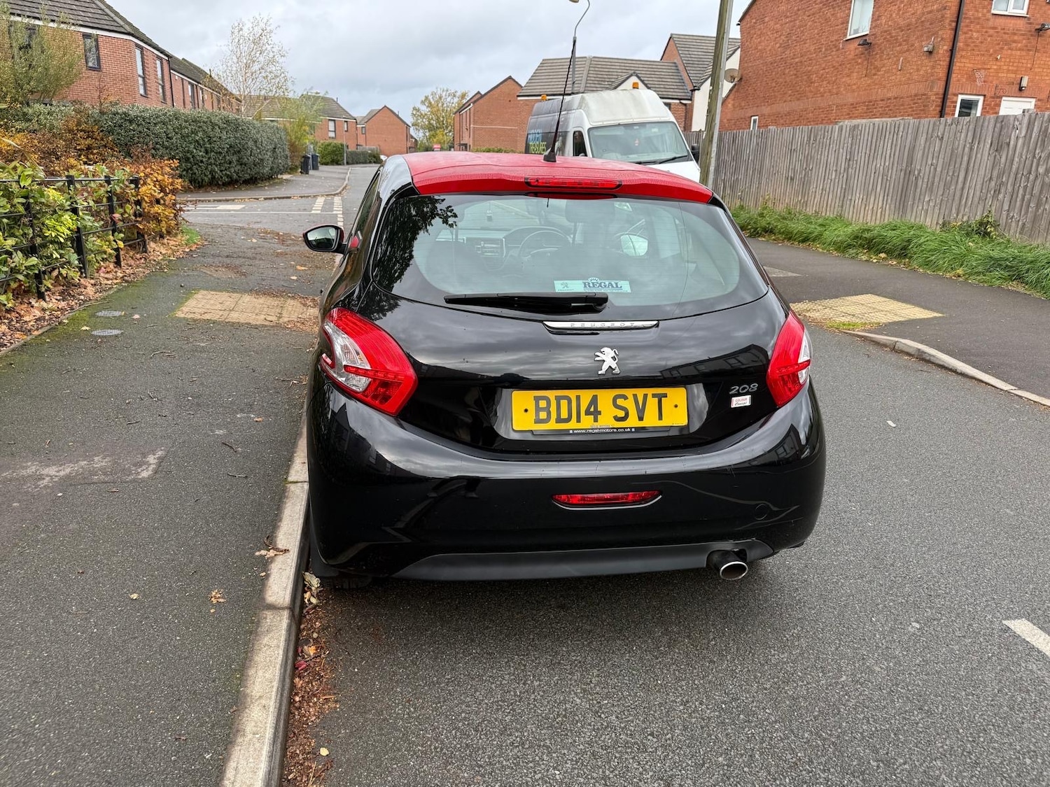 Used Peugeot 208 2014 for sale - 76428632: Photo 5