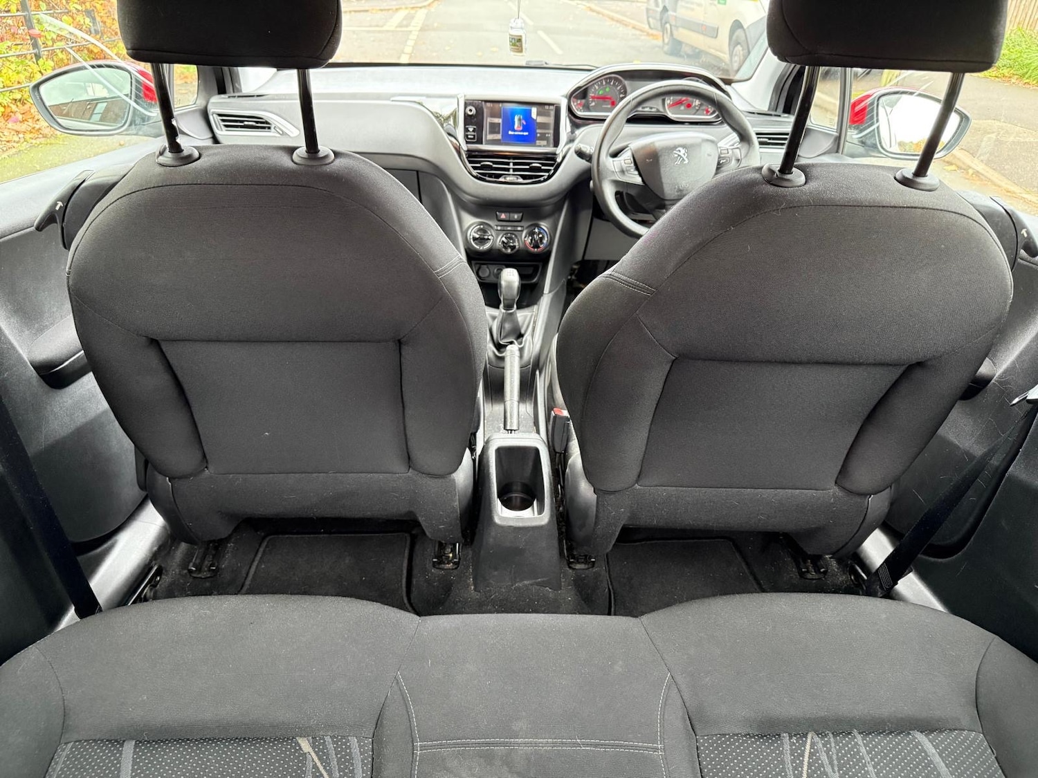 Used Peugeot 208 2014 for sale - 76428632: Photo 7