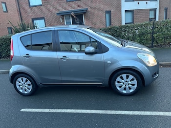 2009 (09) - 1.2 GLS + 5dr