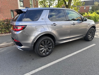 Used Land Rover Discovery Sport 2019 for sale - 78585459: Photo