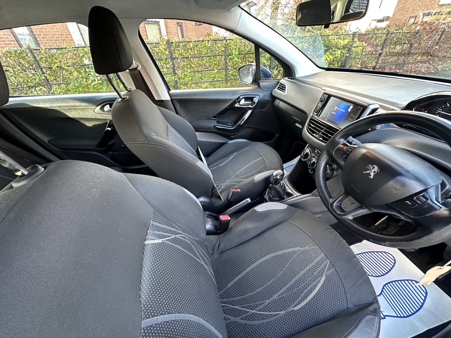 Used Peugeot 208 2013 for sale - 76845626: Photo 10