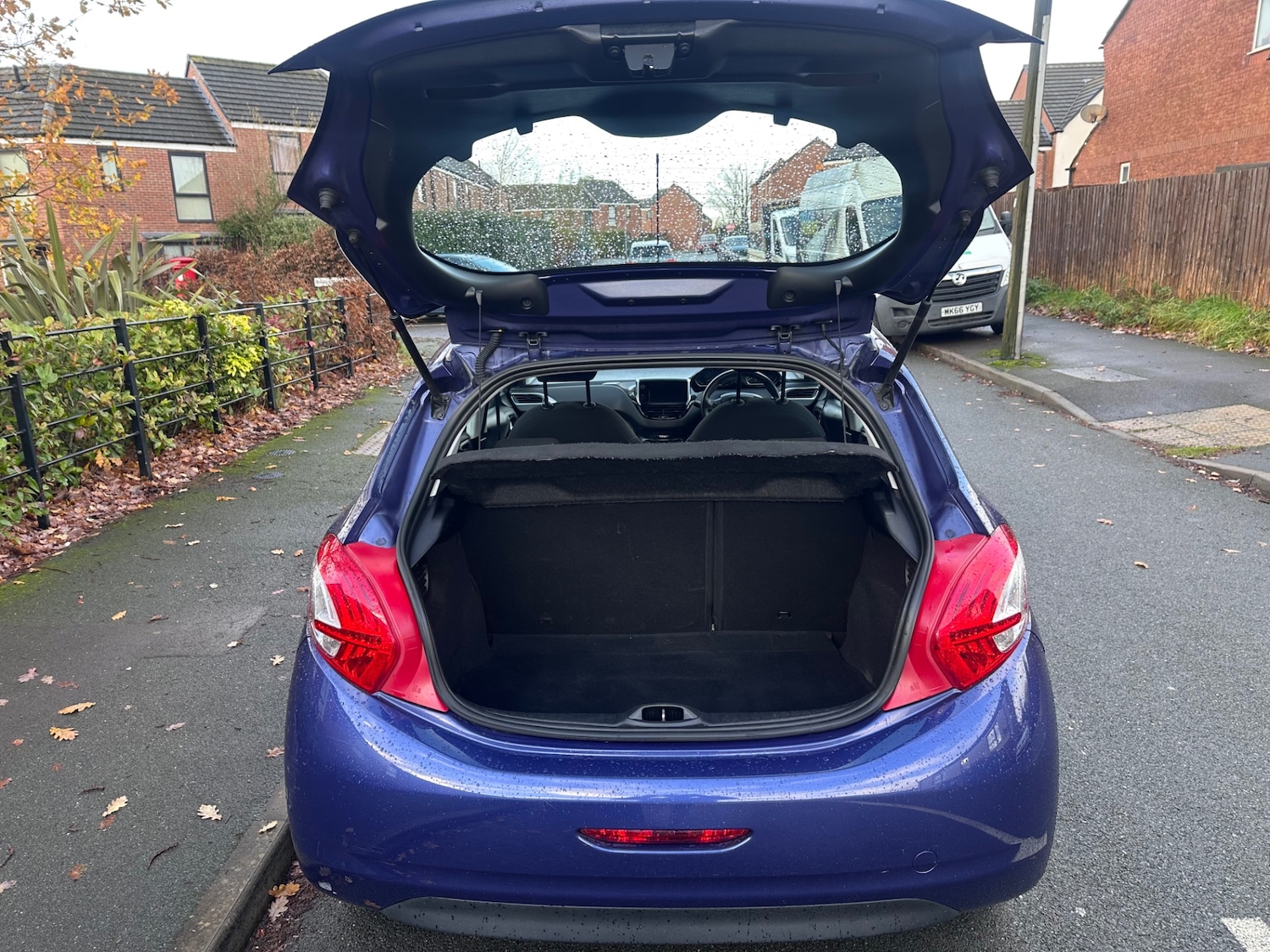 Used Peugeot 208 2013 for sale - 76845626: Photo 16