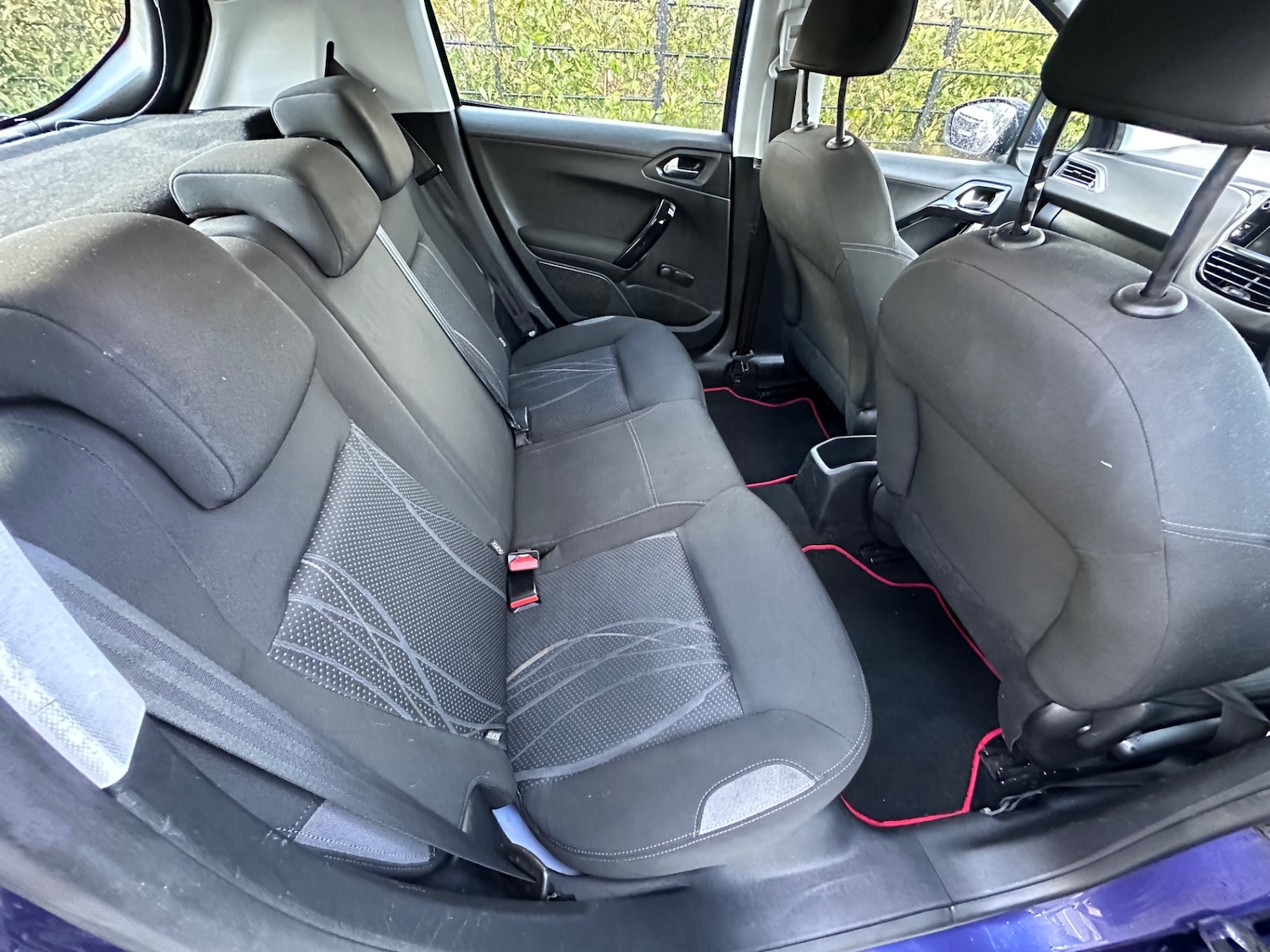 Used Peugeot 208 2013 for sale - 76845626: Photo 9