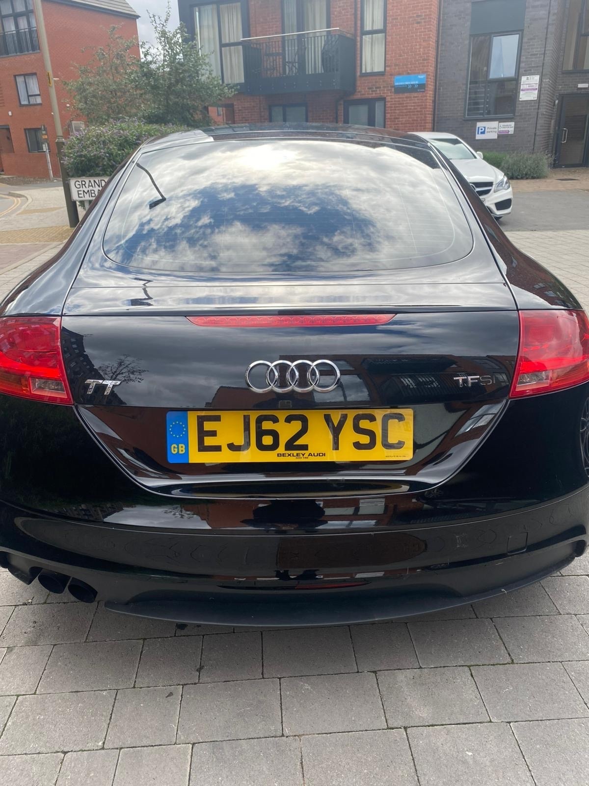 Used Audi TT 2012 for sale - 76942726: Photo 2