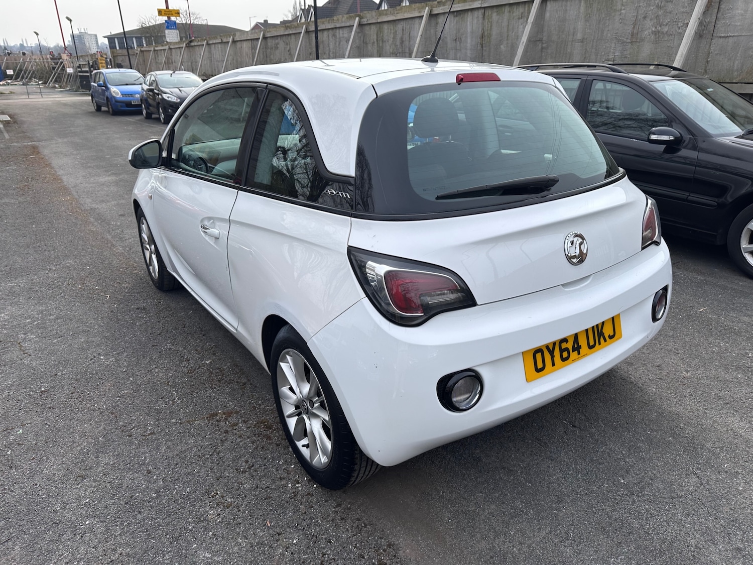 Used Vauxhall ADAM 2014 for sale - 77981955: Photo 2