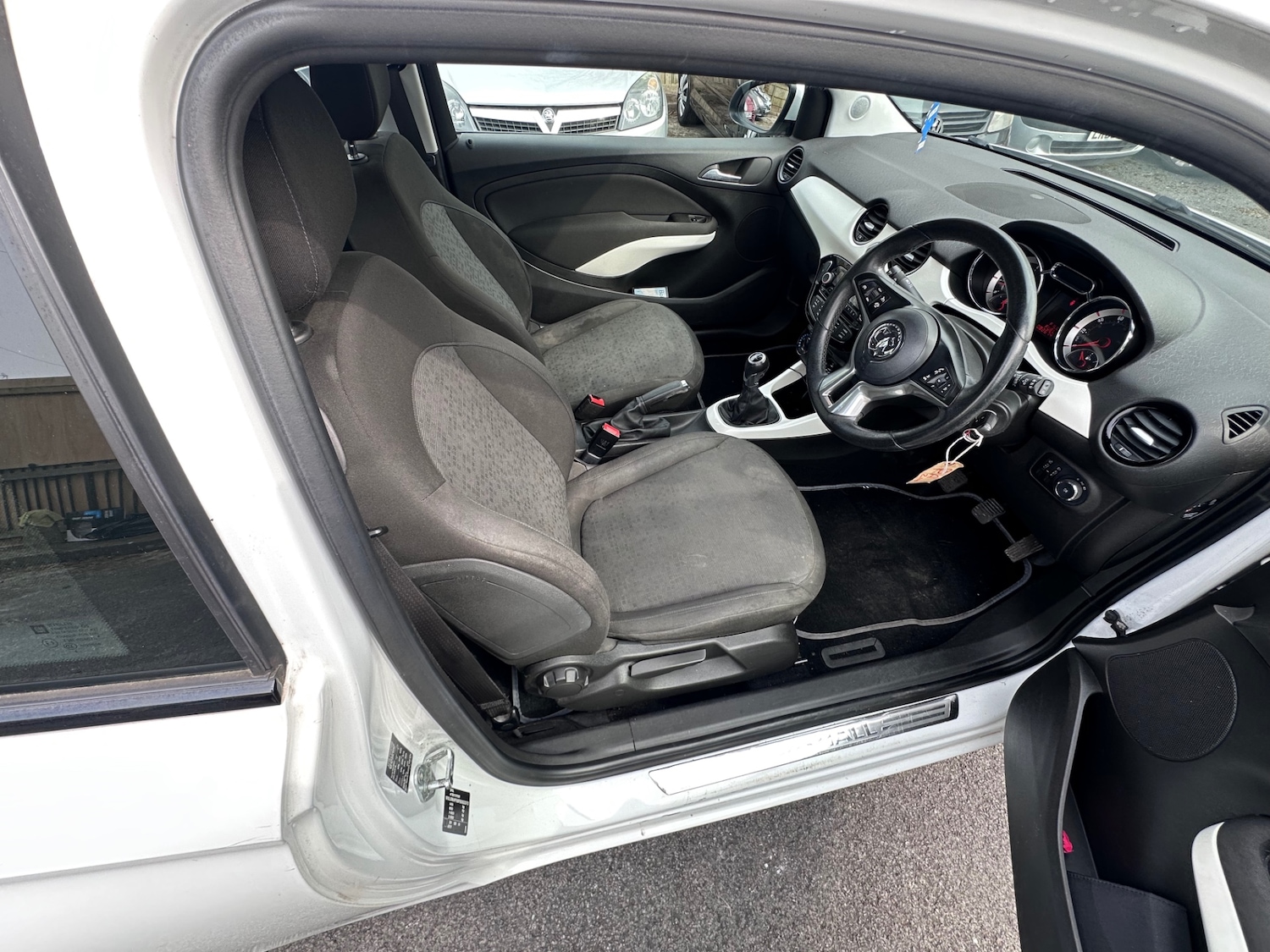 Used Vauxhall ADAM 2014 for sale - 77981955: Photo 7