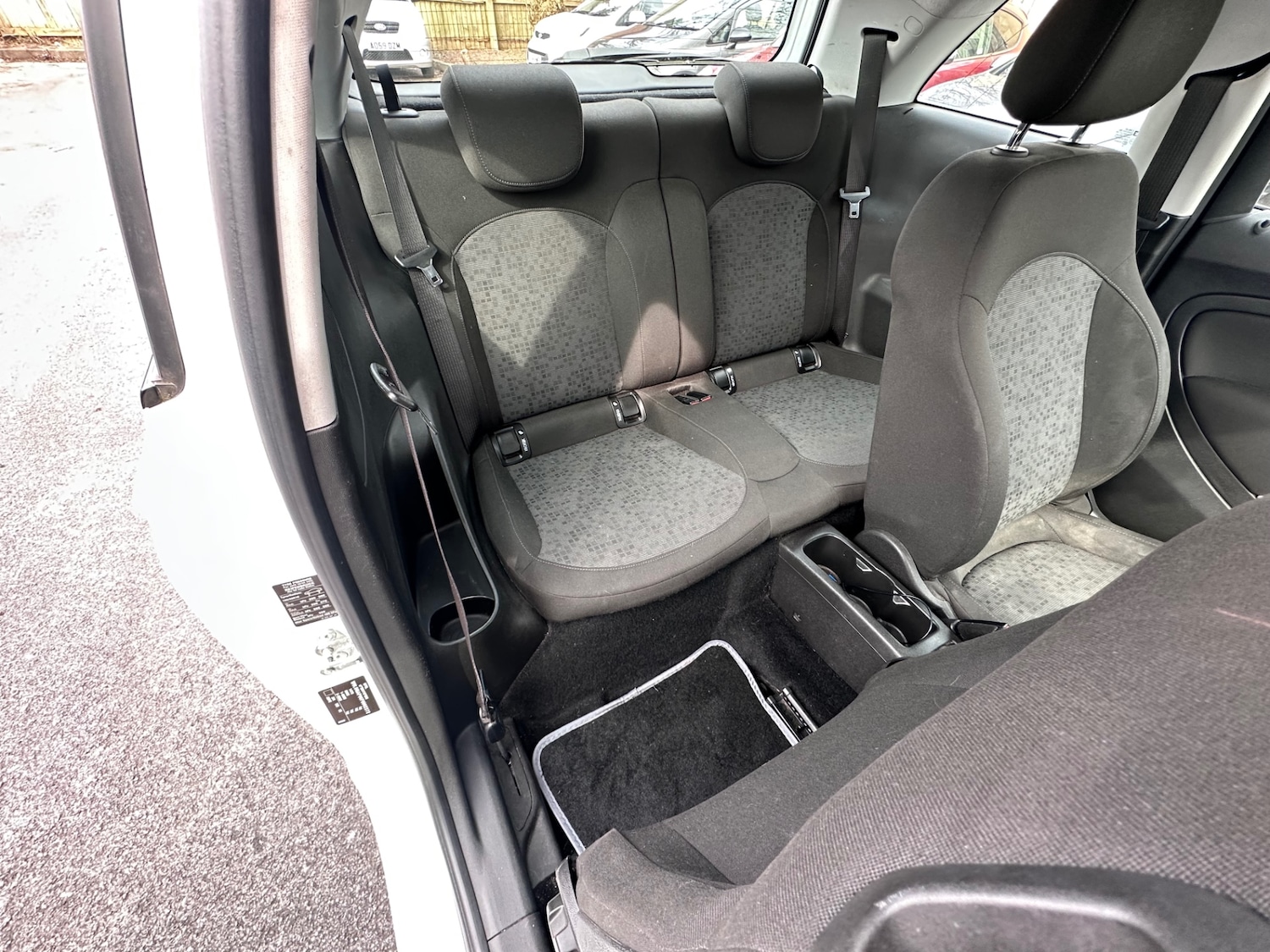 Used Vauxhall ADAM 2014 for sale - 77981955: Photo 9