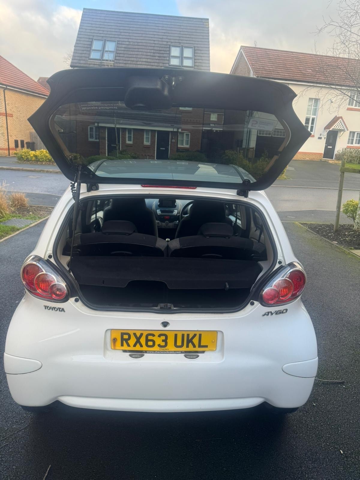 Used Toyota AYGO 2013 for sale - 77459774: Photo 4