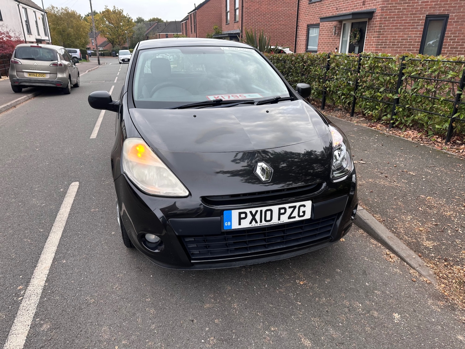 Used Renault Clio 2010 for sale - 76365200: Photo 7