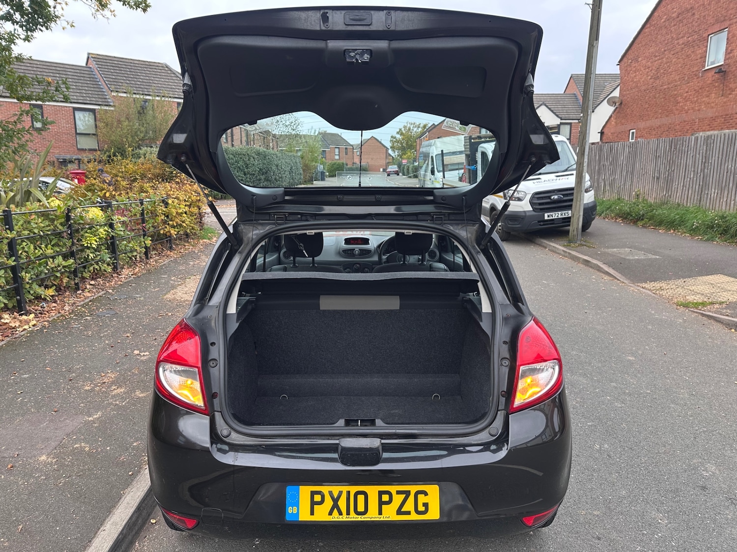 Used Renault Clio 2010 for sale - 76365200: Photo 9