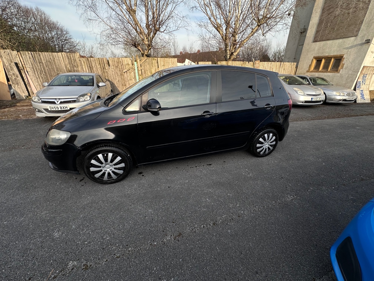 Used Volkswagen Golf Plus 2009 for sale - 77979968: Photo 2