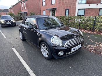 Used MINI Convertible 2010 for sale - 76671157: Photo