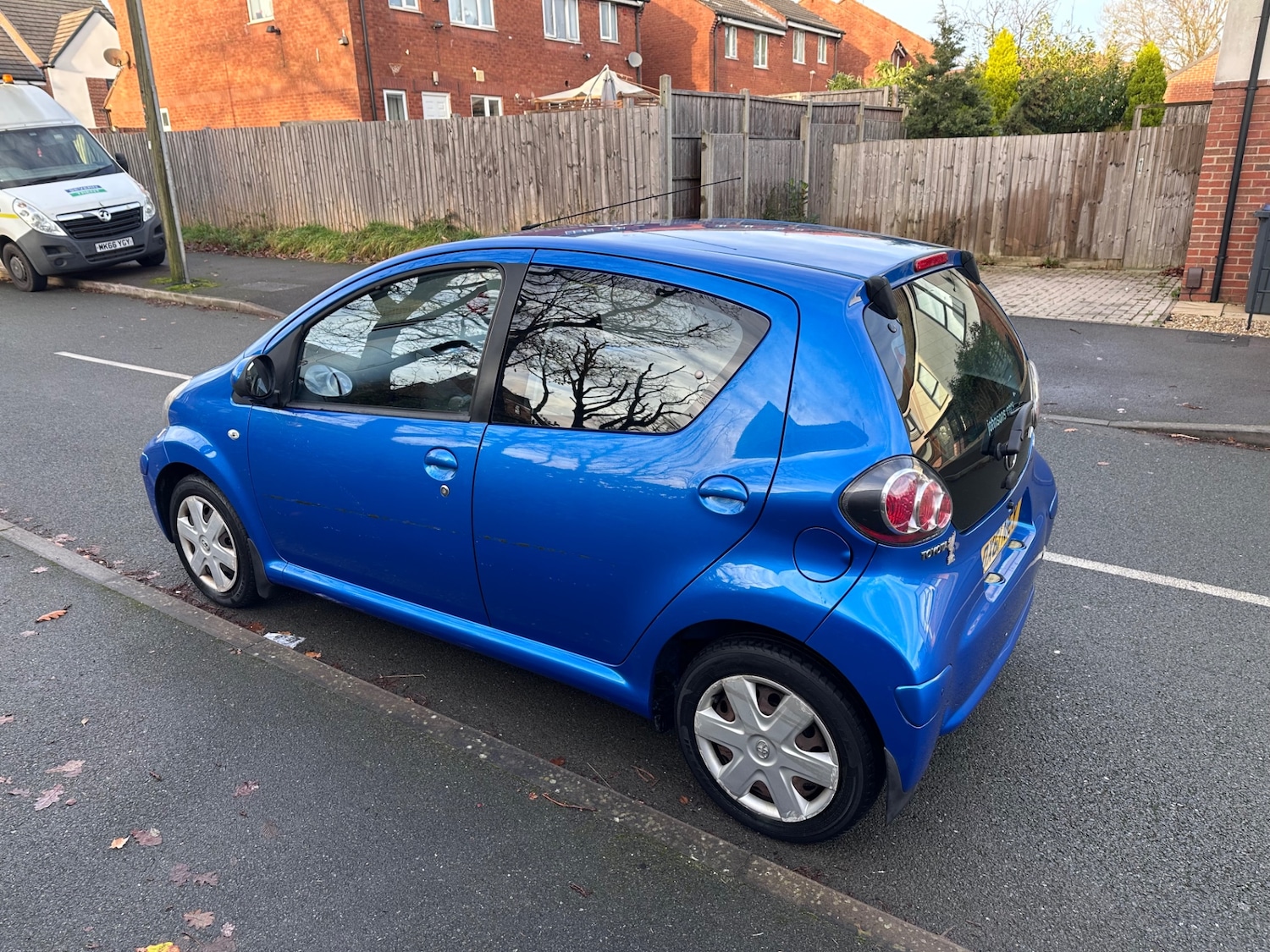 Used Toyota AYGO 2011 for sale - 76940239: Photo 5