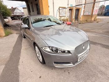 Used Jaguar XF 2013 for sale - 79636307: Photo