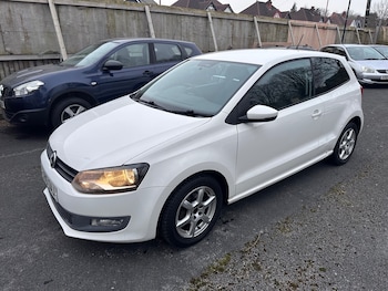 Used Volkswagen Polo 2010 for sale - 77809240: Photo