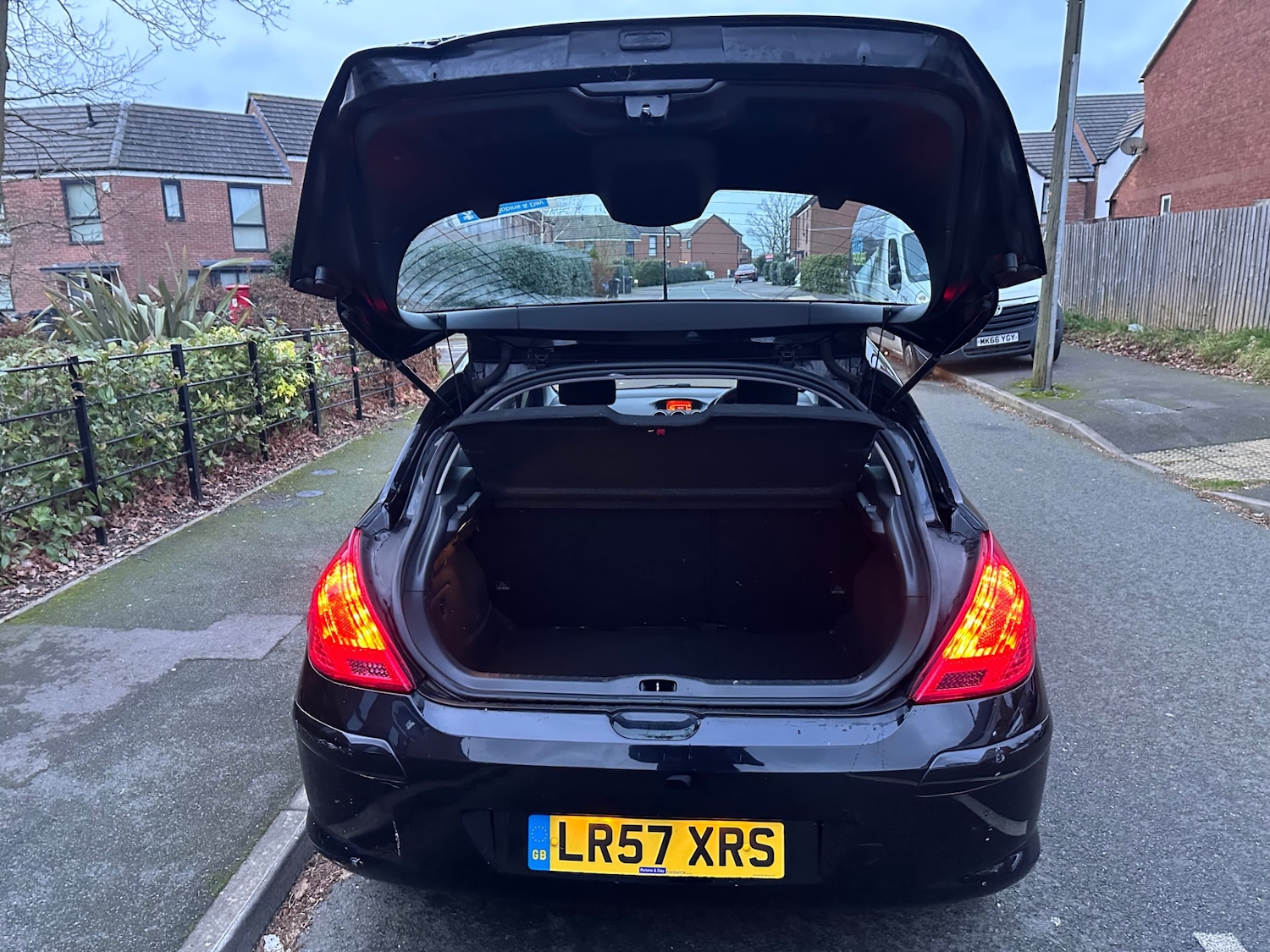 Used Peugeot 308 2007 for sale - 77074993: Photo 14