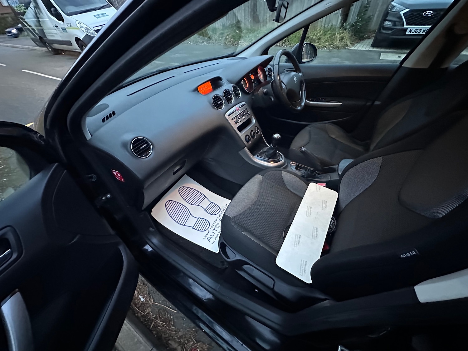 Used Peugeot 308 2007 for sale - 77074993: Photo 8