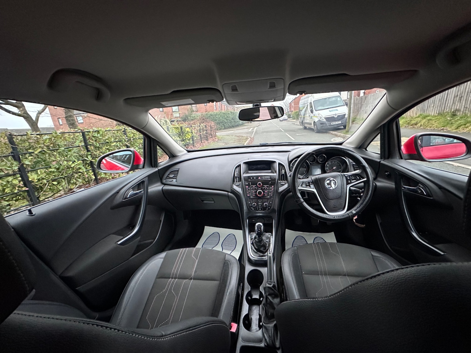 Used Vauxhall Astra 2012 for sale - 77052284: Photo 11