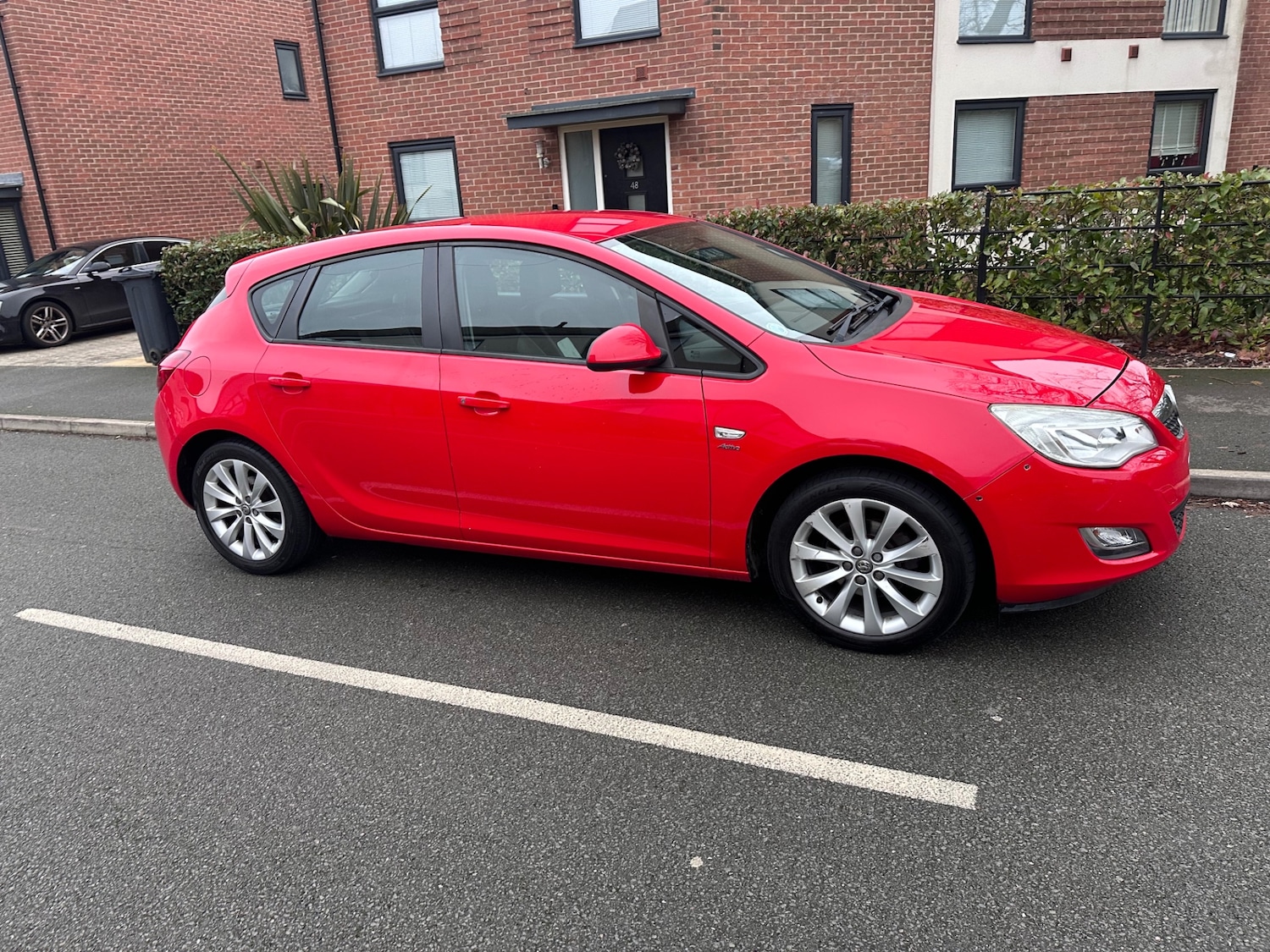 Used Vauxhall Astra 2012 for sale - 77052284: Photo 3