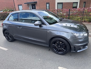 Used Audi A1 2011 for sale - 78611840: Photo
