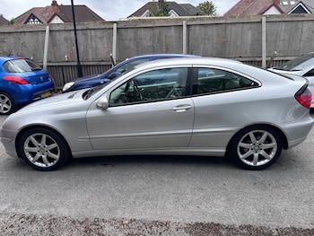 Used Mercedes-Benz C Class 2004 for sale - 78833016: Photo