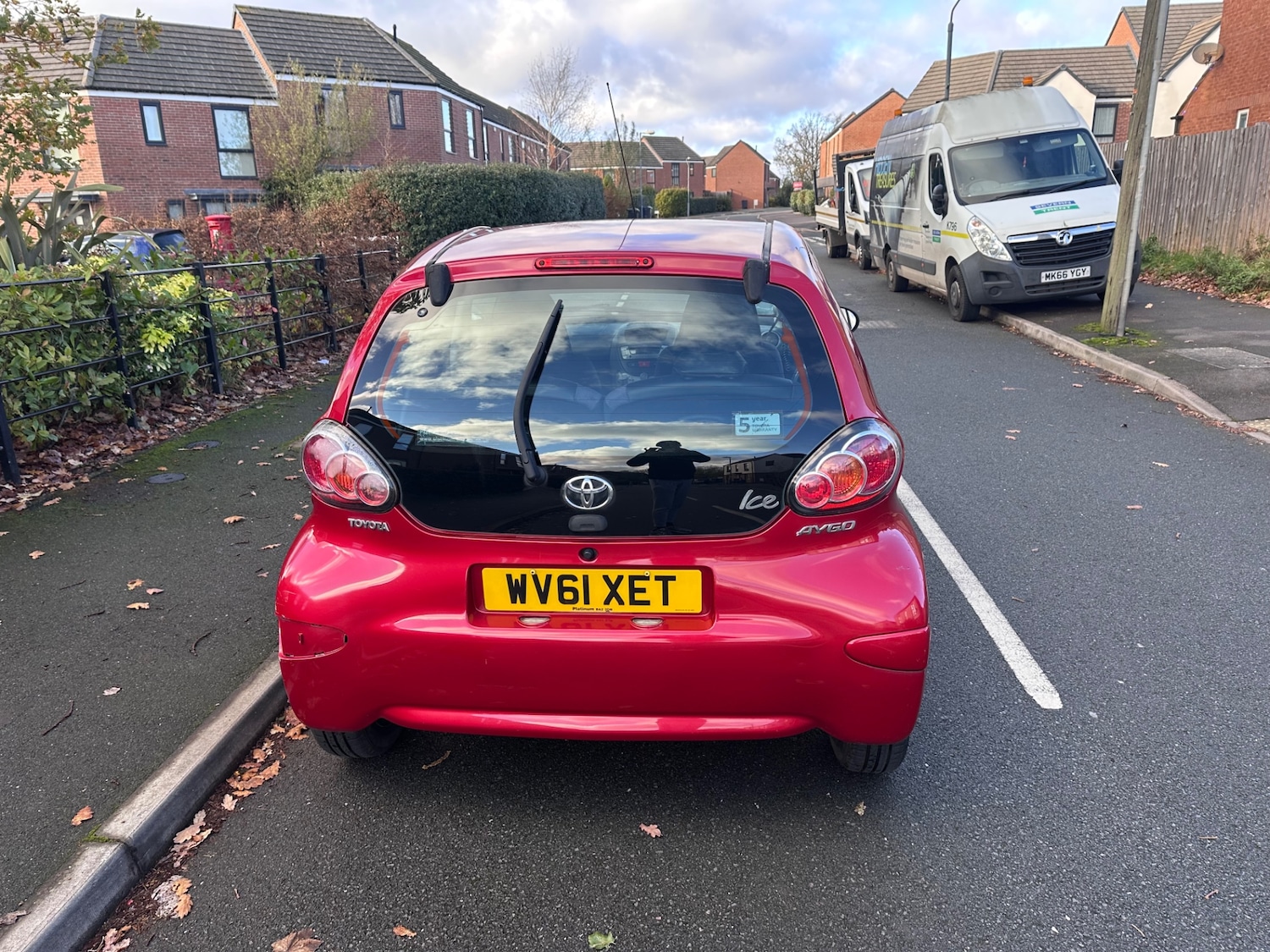 Used Toyota AYGO 2011 for sale - 76671722: Photo 11