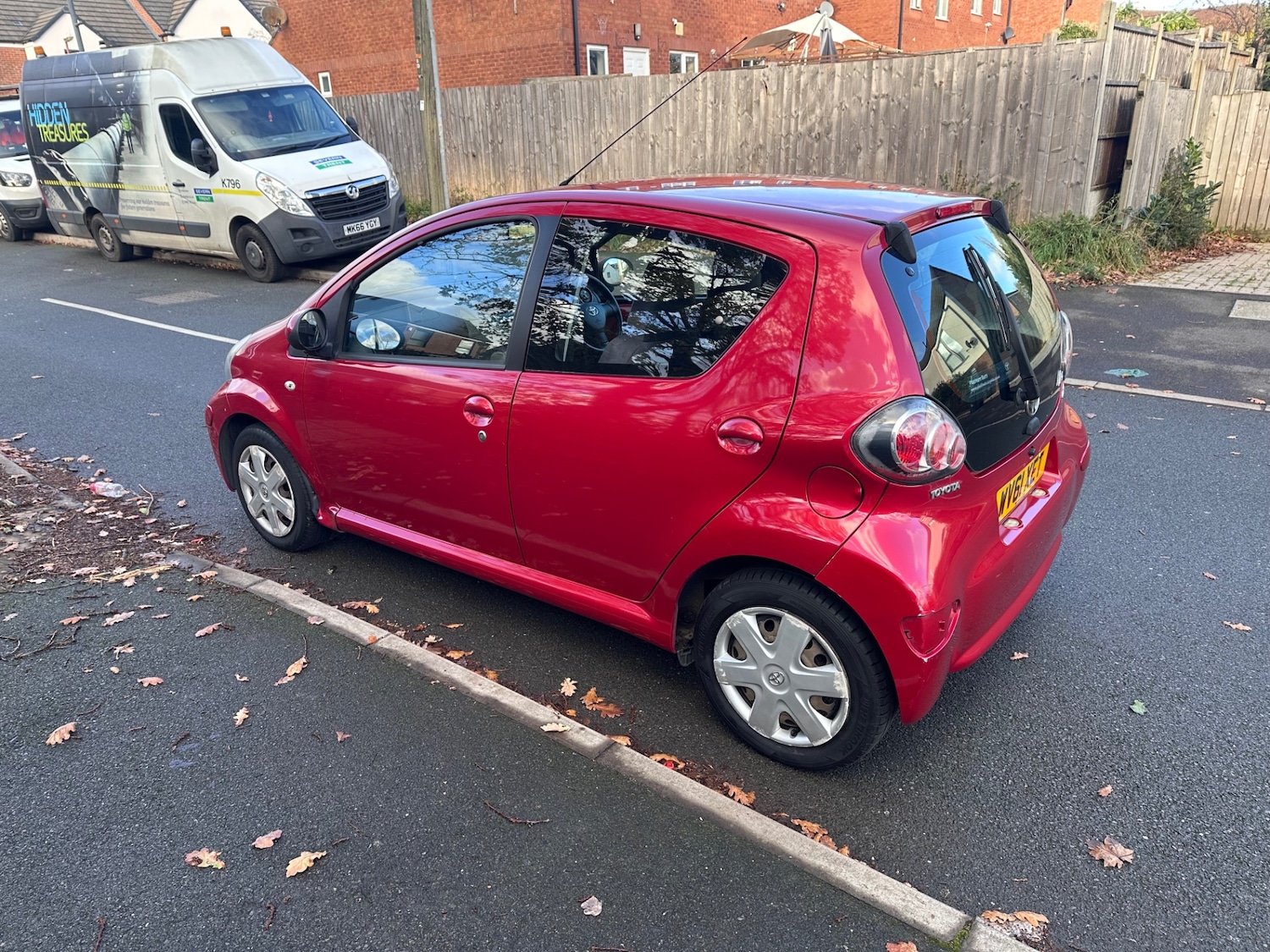 Used Toyota AYGO 2011 for sale - 76671722: Photo 12