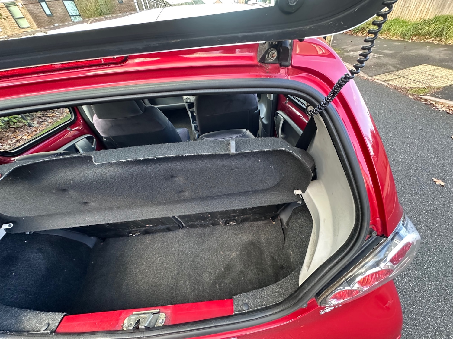 Used Toyota AYGO 2011 for sale - 76671722: Photo 8